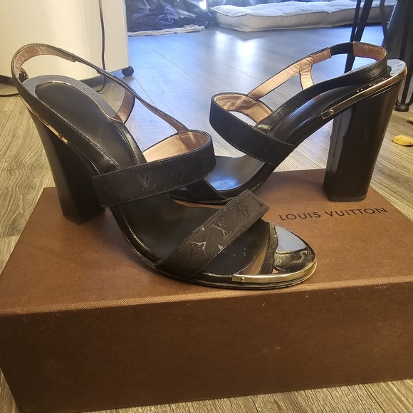 Authentic Louis Vuitton high heel Sandals - Picture 3 of 7